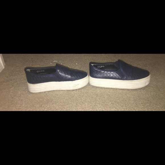 Shoes - Picture 3 of 3